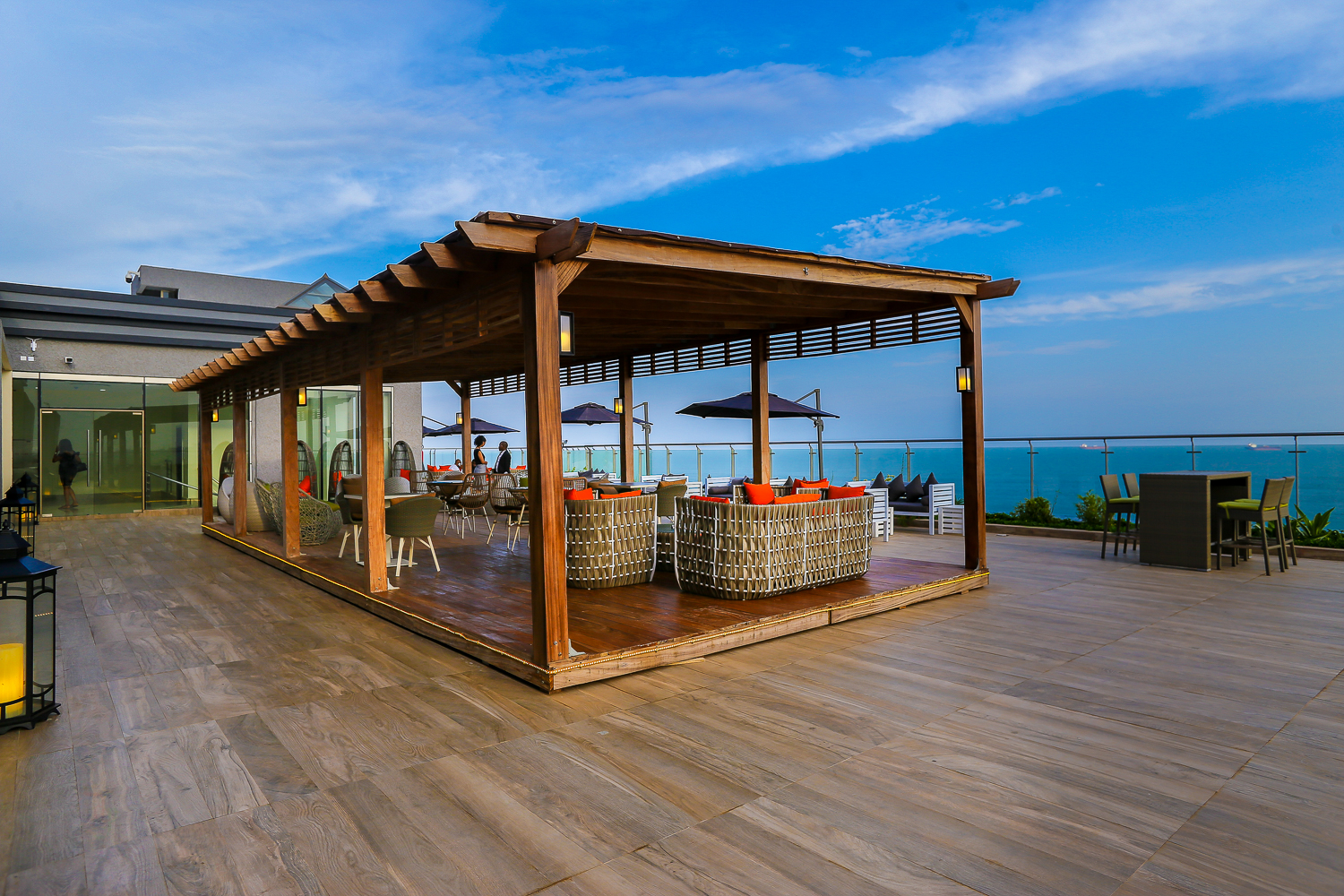 Wine And Dine with a View of The Atlantic – A review of The View Rooftop, Twinwaters (Pictures)