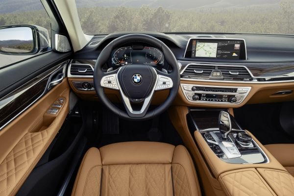 BMW at the 89th Geneva International Motor Show 2019 (Pictures)
