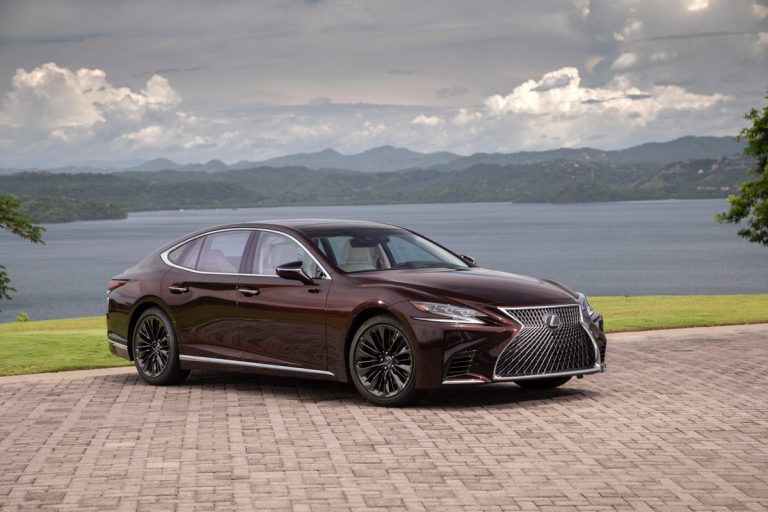 Lexus Introduces First Inspiration Series Sedan (Photos)