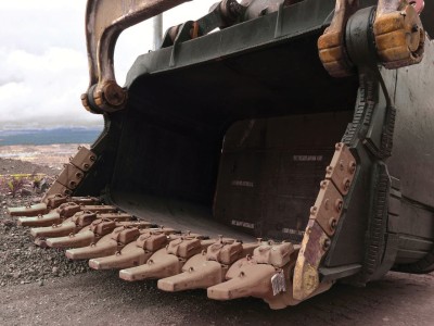 Choosing the Right Wear Protection for Ground Engaging Tools Through Customized Solutions