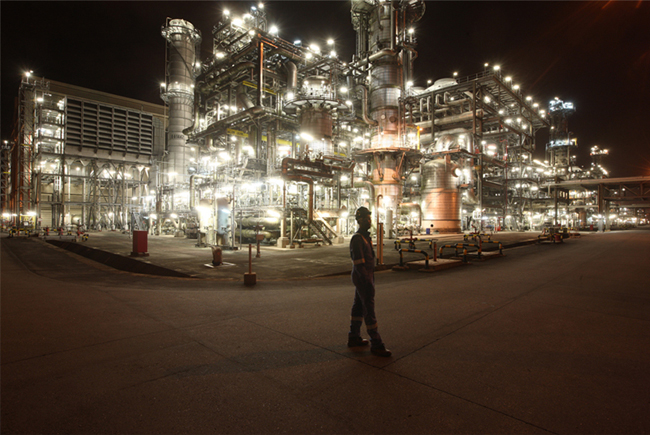 Vitol Signs 10-Year Deal to Buy Nigeria’s LNG from 2021