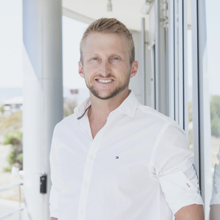 Onsite and remote – taking a best-of-both-worlds approach to your business operations