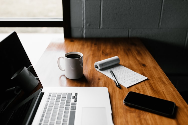 Why do people drop out of online courses?