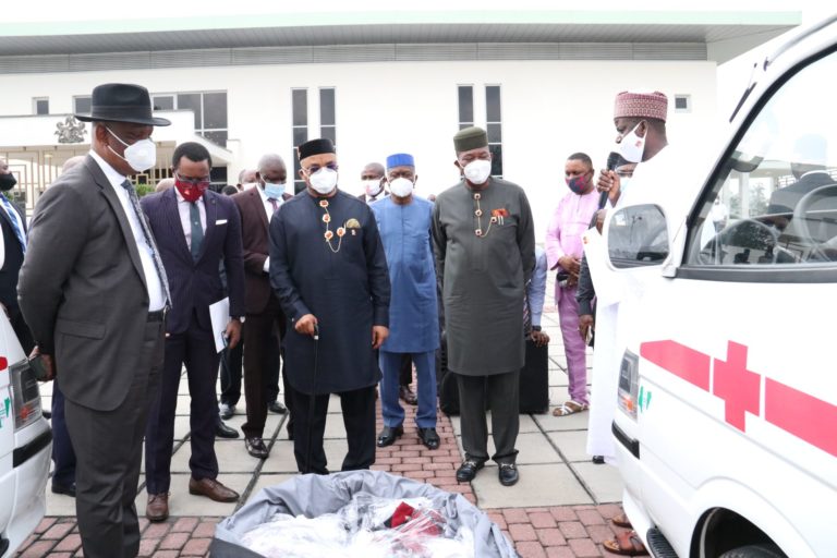 BUA Foundation donates 100,000 Facemasks, 5 Ambulances to Akwa Ibom State (Photos)