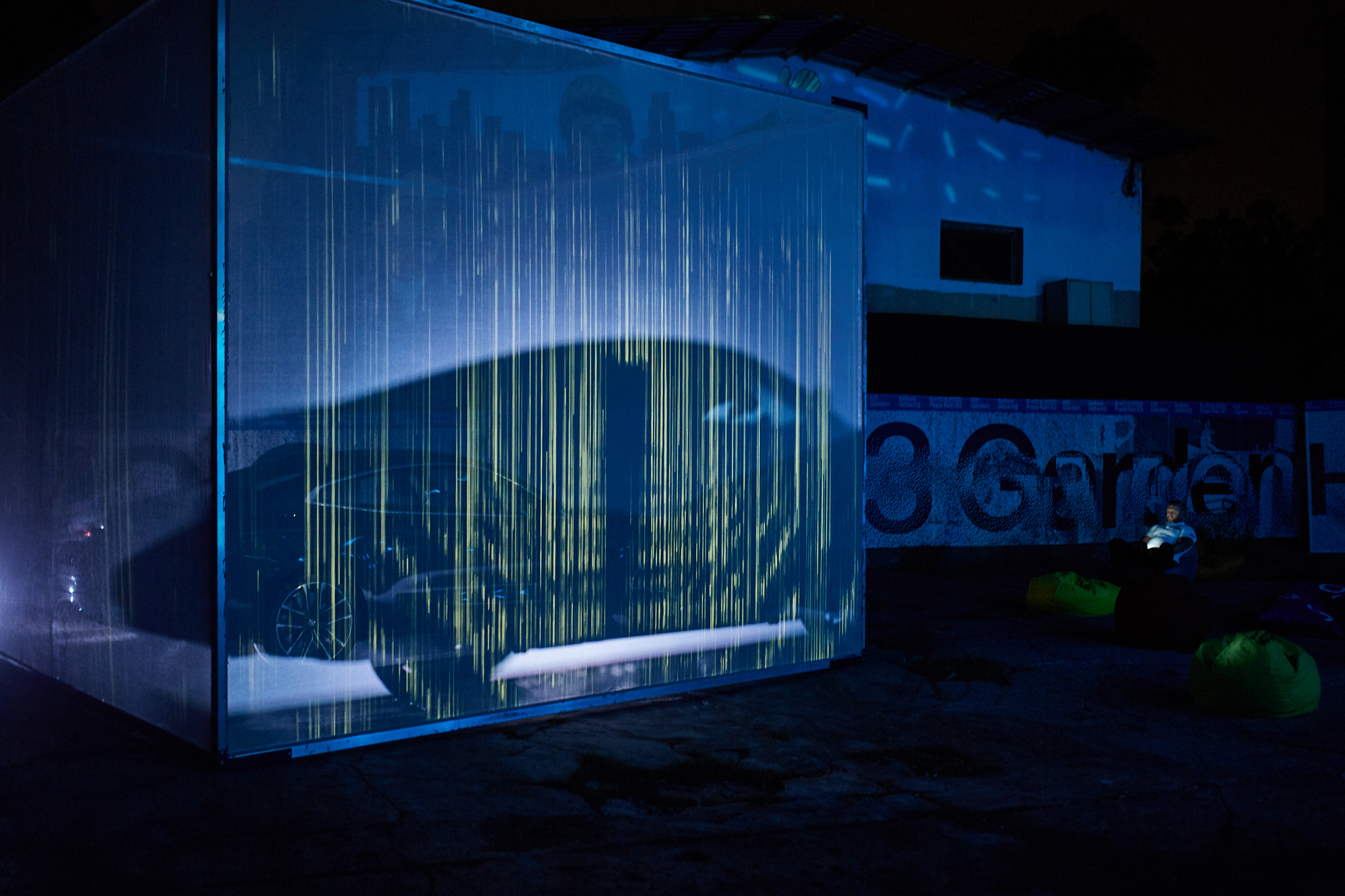 BMW 4 Series Coupé unveiled the debut of Who Am I A human-robot performance