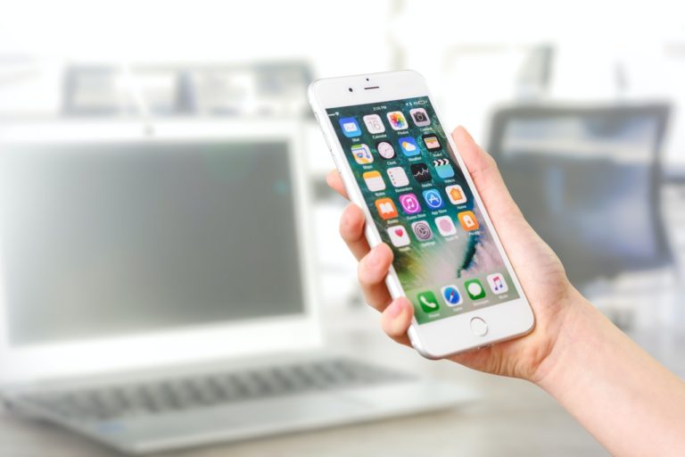 Games applications hit almost 1 million on Apple App Store with 21% share