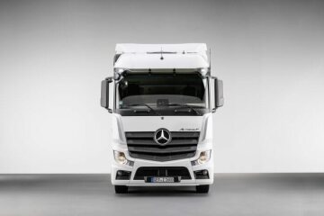 The new Actros F and Edition 2: Mercedes-Benz Trucks is accessing new target markets with these two models