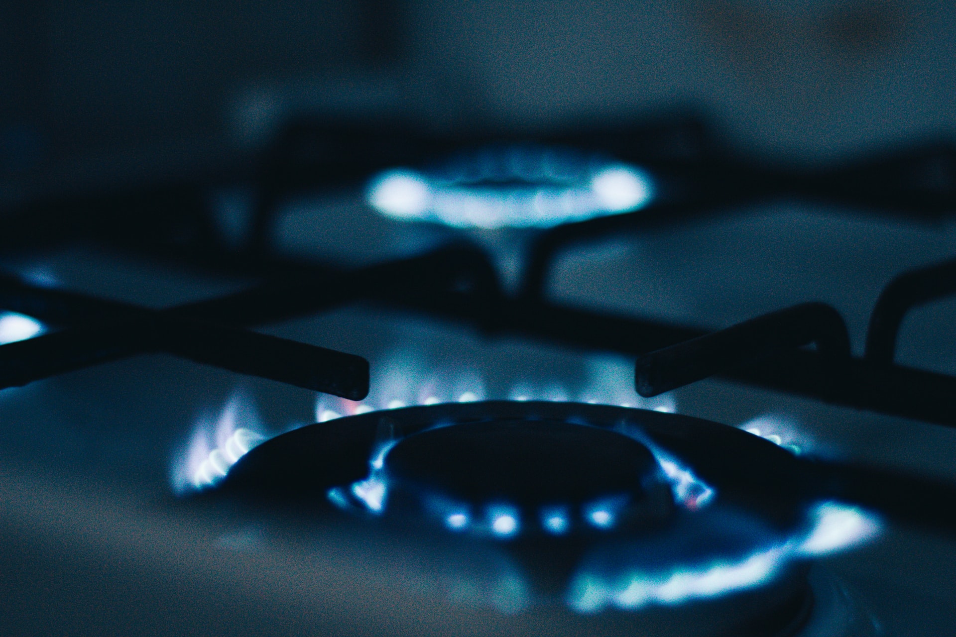 Cost Of Refiling 12.5 Kg Cooking Gas Cylinder Falls In September - NBS Brandspurng