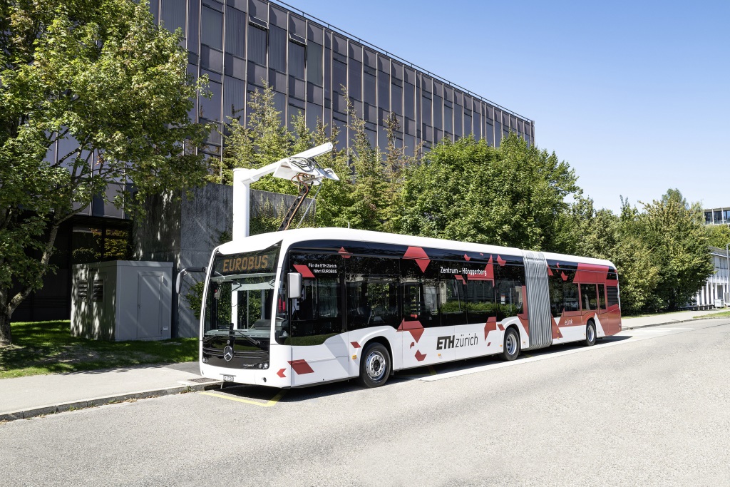 Only recently presented and already in regular service operations: Mercedes-Benz delivers three Mercedes-Benz eCitaro G with fully electric drive to Switzerland