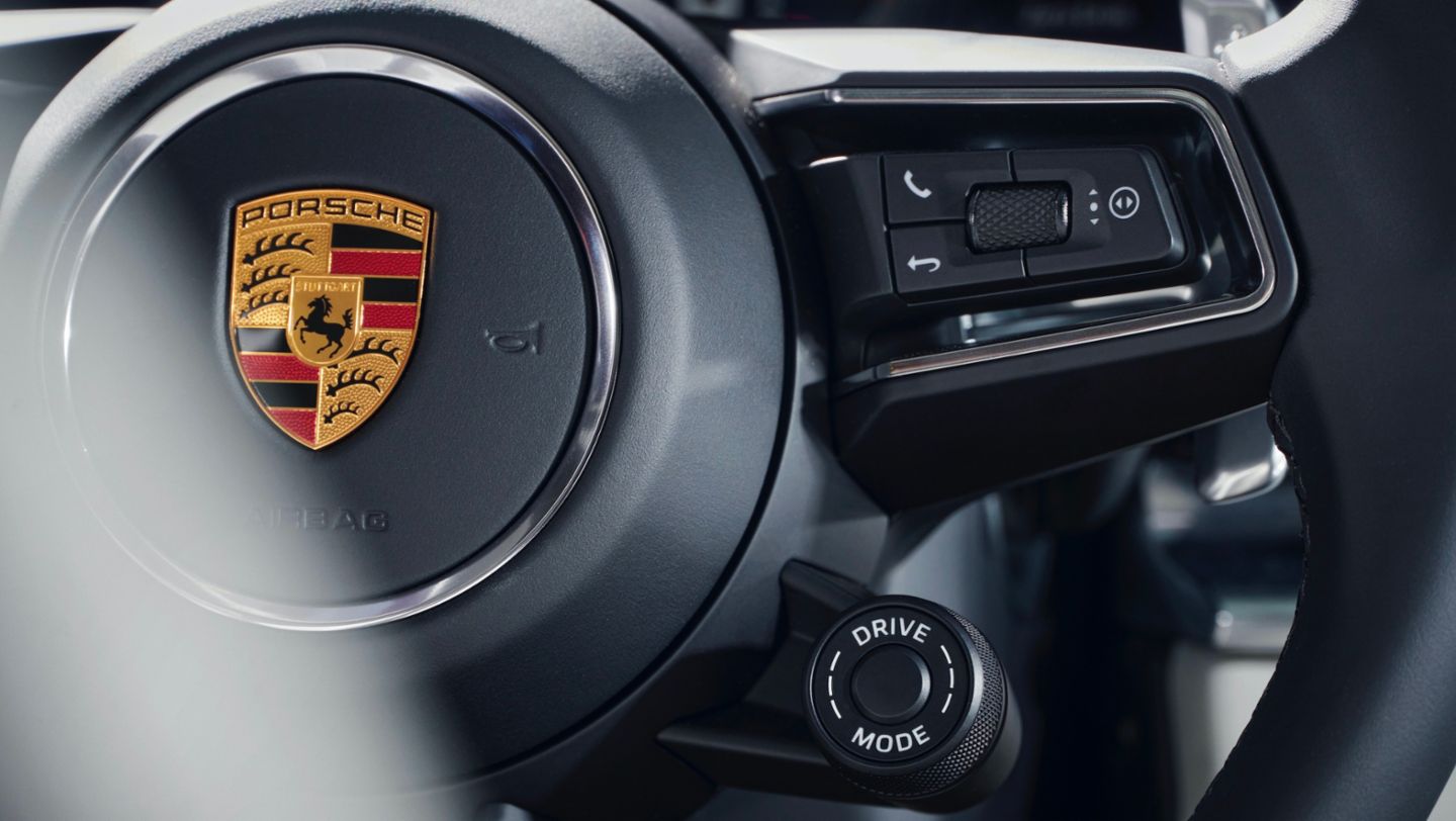Porsche launches new Panamera models Brandspurng1