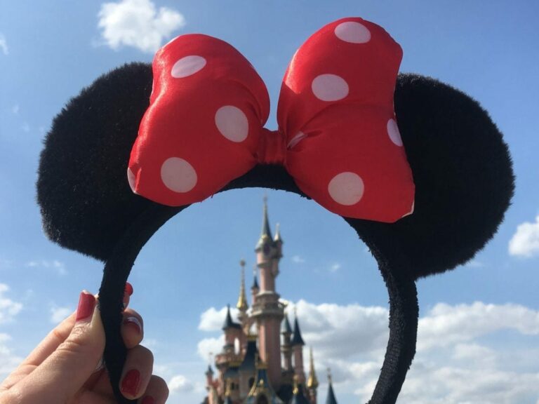 Disney shares continue good run as markets cheer subscriber growth
