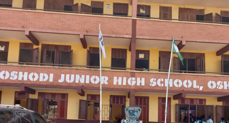 Sahara Foundation Powers STEM Career at Lagos School