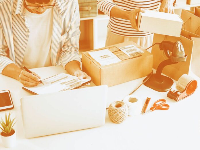 80% of Shopify vendors project 2021 sales growth as 12.1% report a revenue increase of more than 100% Brandspurng 80% of Shopify vendors project 2021 sales growth as 12.1% report a revenue increase of more than 100%