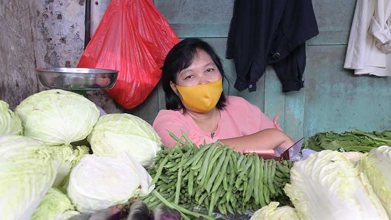 COVID-19 drives wages down, new ILO report finds