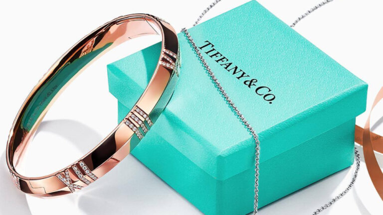 LVMH completes the acquisition of Tiffany & Co.