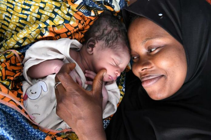 New Year’s Babies Over 370,000 children will be born worldwide on New Year’s Day - UNICEF Brandspurng