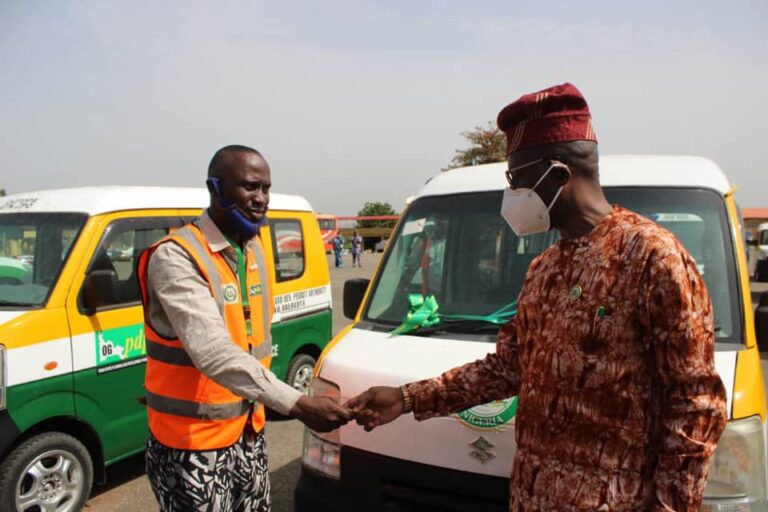 Ogun Distributes Monitoring Vehicles To Improve Town Planning Activities