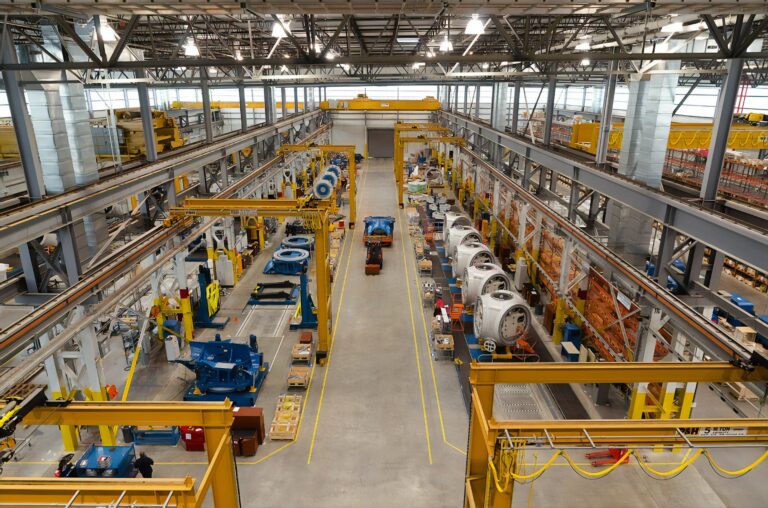 GDP: Manufacturing Sector Slips Out of Contraction in Q1 2021