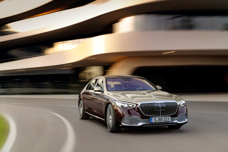 Sales Release: Mercedes-Benz Maybach S-Class brings in the V12