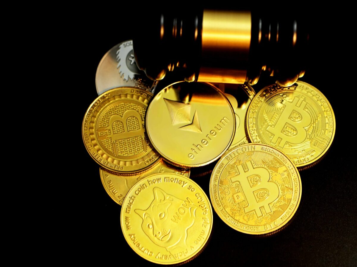 aur investind bitcoin