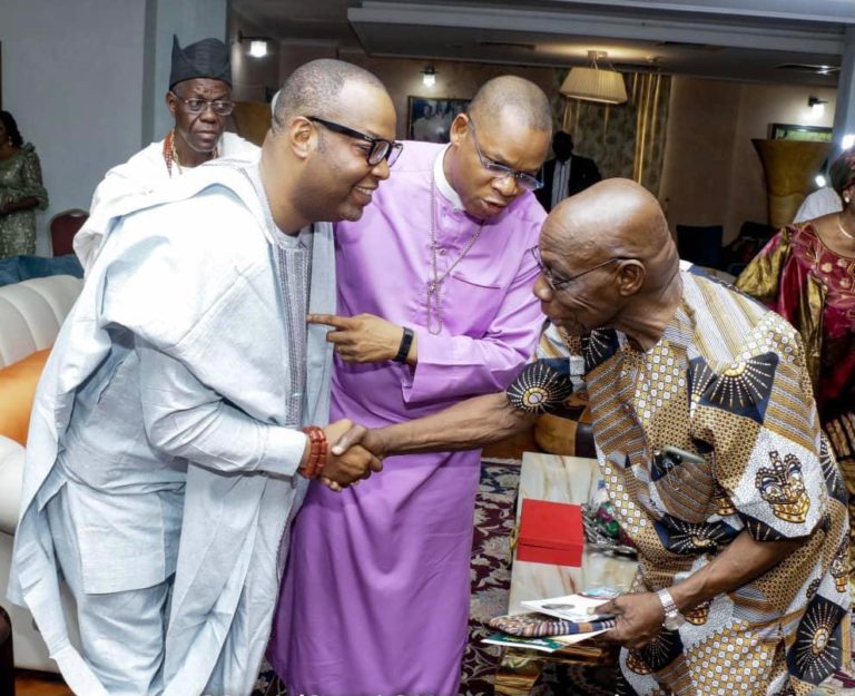 Adron Homes GMD, Emmmanuelking Joins Obasanjo To Pray For Nigeria