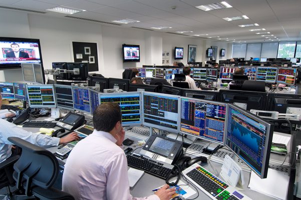 Trader’s Voice………Red Light, Red Light