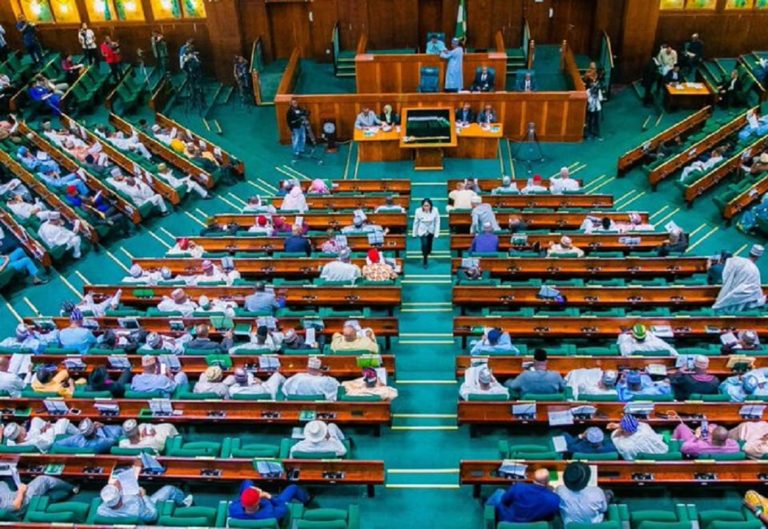 Reps Propose 10-year Prison Sentence For Ponzi Scheme Operators