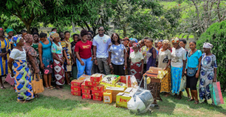 Odudu Otu Visits Widow’s Foundation