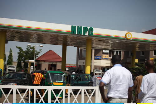 NLC Demands Reversal Of Price Per Litre From N1030 As Fuel Lines Reappear