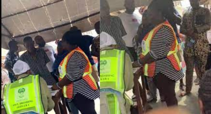 #NigeriaDecides2023: “Go Home If You Are Not Voting APC” – Agent 'Threatens' Voters (VIDEO) #NigeriaDecides2023: “Go Home If You Are Not Voting APC” – Agent 'Threatens' Voters (VIDEO)