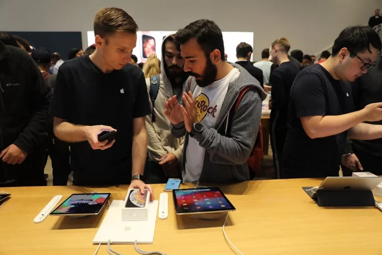 Spain Triples Digital Tax On Phones And Smartwatches
