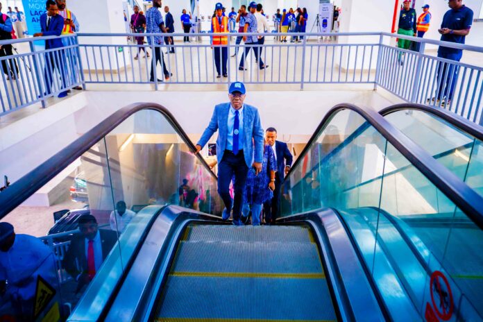 PHOTO NEWS: Sanwo-Olu Inaugurates Blue Line Rail With First Ride