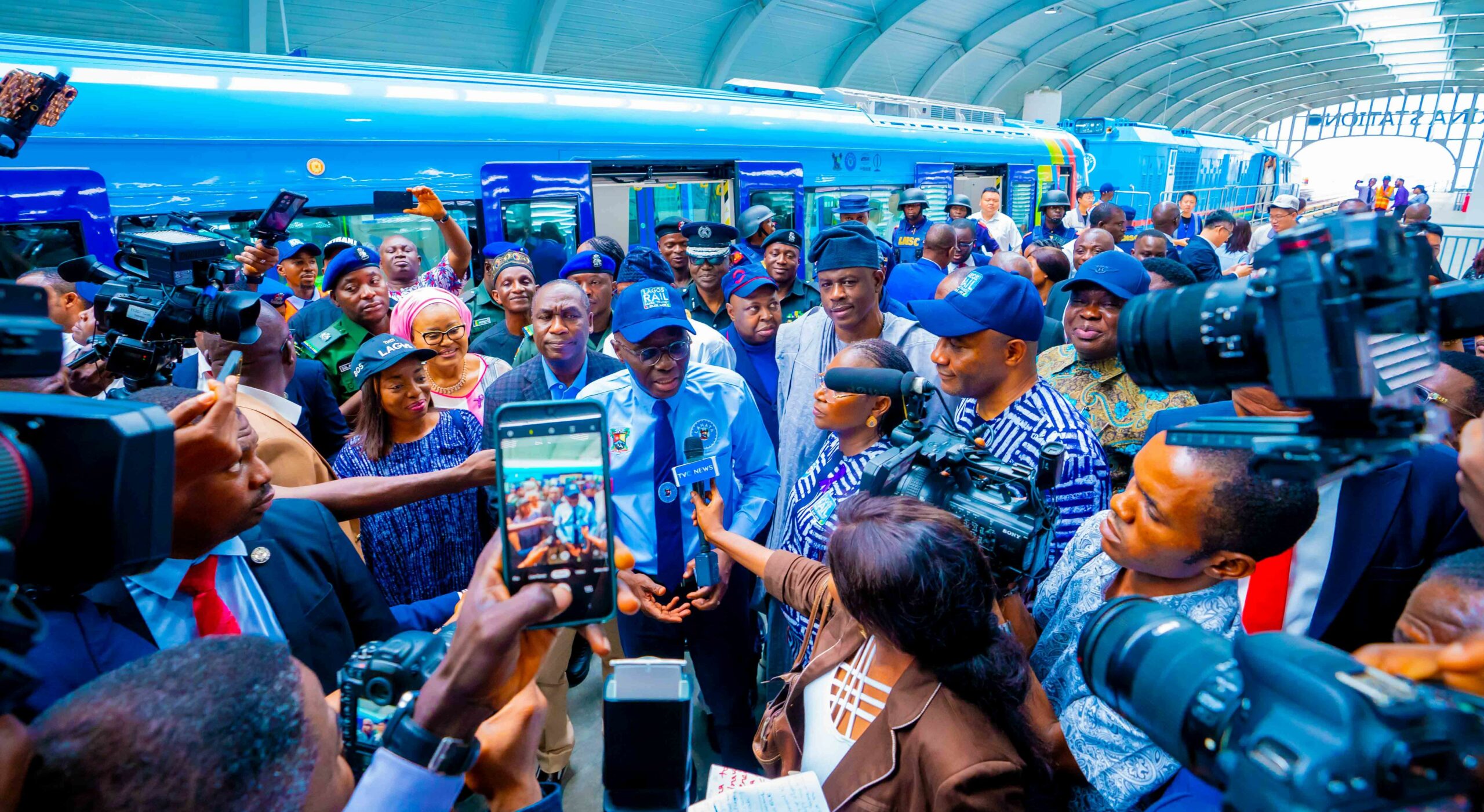 PHOTO NEWS: Sanwo-Olu Inaugurates Blue Line Rail With First Ride
