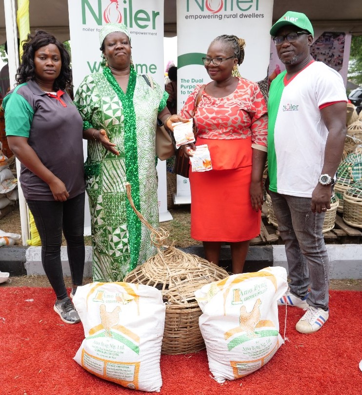 Amo Farm Supports First Lady, Oluremi Tinubu’s  With 1000 Noiler Birds, Grower Pellet, And Divertamin