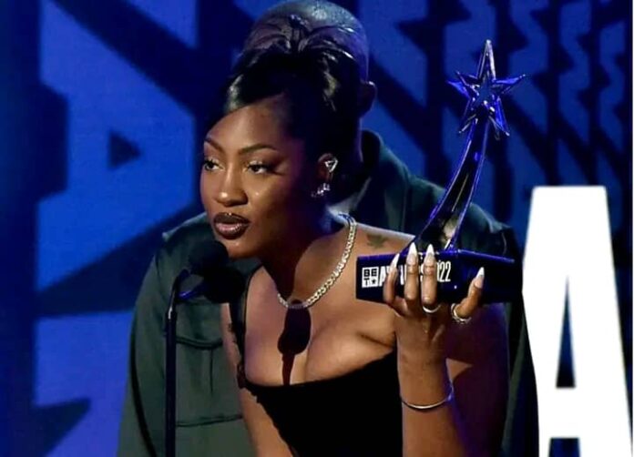 Asu Ekiya Kicks Against BET Awarding Tems In The Gospel Catego