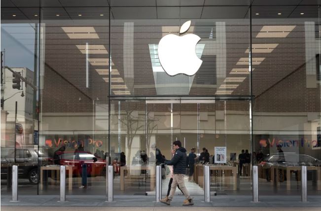 Apple, Goldman Sachs Ordered To Pay $89 Million Over Apple Card Failures