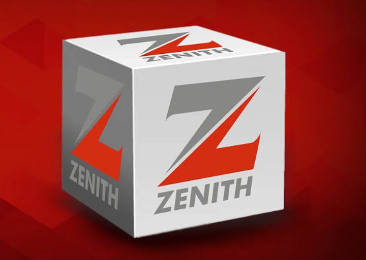 Zenith Bank Kicks Off Yuletide Season With Spectacular Ajose Adeogun Street Light-Up