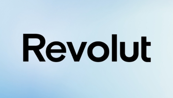 Revolut Becomes A Global Partner And Official Back Of Shirt Partner Of Manchester City Men’s And Women’s First Teams