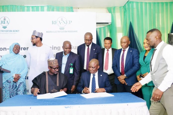 LOTUS Bank Partners With REA To Unlock N100bn Renewable Energy Financing Across Nigeria
