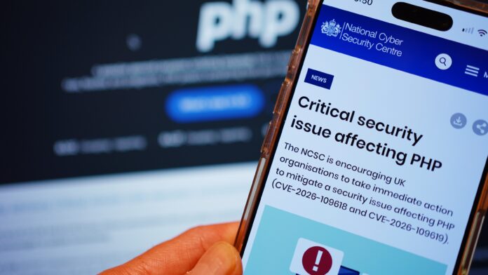 PHP Security Flaw Raises Cybersecurity Fears As Viral Video Claims Bank Attacks